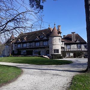 Chambres D'Hotes Manoir De Beaumarchais